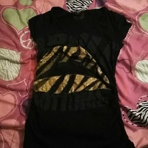 A black and gold kiss shirt